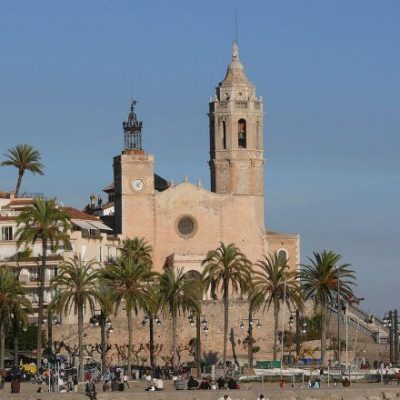1024px-Esglesia_de_Sant_Bartomeu-587x440